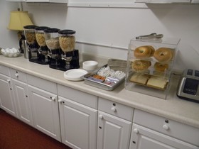 Kennewick Suites