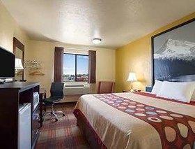 Super 8 by Wyndham Kennewick