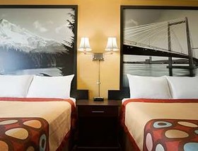 Super 8 by Wyndham Kennewick