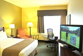 Best Western Plus Plaza By The Green