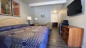 Golden Kent Motel