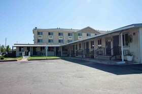Golden Kent Motel