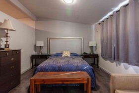 Golden Kent Motel