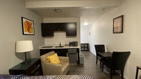 Golden Kent Motel