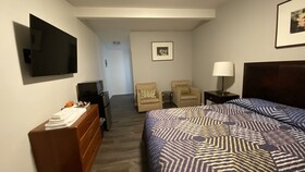 Golden Kent Motel