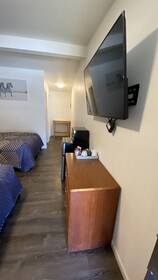 Golden Kent Motel