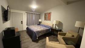 Golden Kent Motel