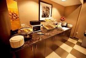 Hampton Inn & Suites Seattle/Kent, WA