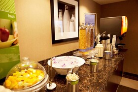 Hampton Inn & Suites Seattle/Kent, WA