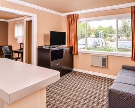 Quality Inn Hotel, Kent
