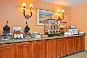 Ramada by Wyndham Kent Seattle Area