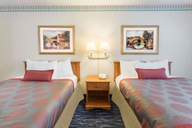 Ramada by Wyndham Kent Seattle Area