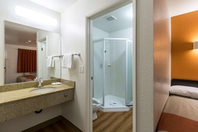 Motel 6 Seattle North - Kirkland