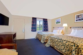 Days Inn by Wyndham Lakewood South Tacoma