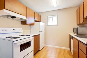 Days Inn by Wyndham Lakewood South Tacoma