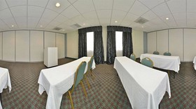 Holiday Inn Express Hotel & Suites Tacoma South - Lakewood