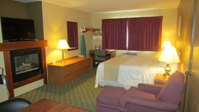 Howard Johnson by Wyndham Leavenworth