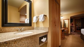 Icicle Village Resort