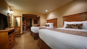 Icicle Village Resort