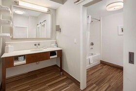 Hampton Inn & Suites Seattle North/Lynnwood