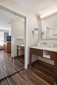 Hampton Inn & Suites Seattle North/Lynnwood