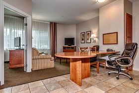 Candlewood Suites Oak Harbor