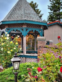 Coachman Inn