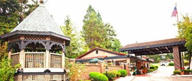 Coachman Inn