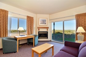 Lighthouse Suites Inn