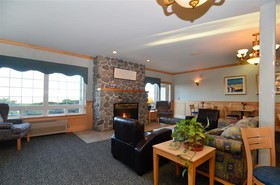 Lighthouse Suites Inn
