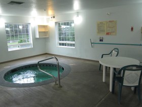 Days Inn by Wyndham Ocean Shores