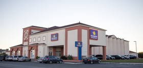 BayVue Hotel, Resort and Suites