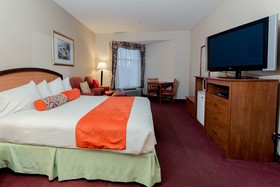 BayVue Hotel, Resort and Suites