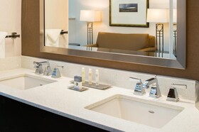 DoubleTree by Hilton Hotel Olympia