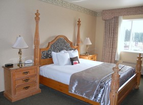 Ramada by Wyndham Olympia