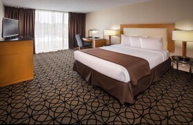 Red Lion Inn & Suites Olympia, Governor Hotel