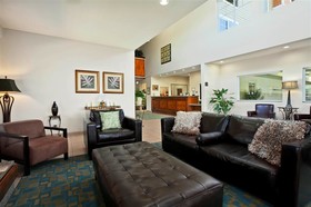 Best Western Plus Peppertree Inn At Omak