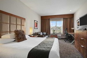 Best Western Plus Peppertree Inn At Omak