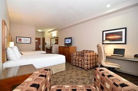 Best Western Plus Peppertree Inn At Omak