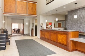 Best Western Plus Peppertree Inn At Omak