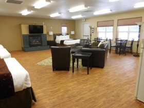 Cowlitz River Lodge