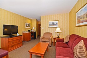 Best Western Premier Pasco Inn & Suites
