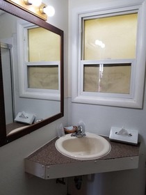Royal Victorian Motel