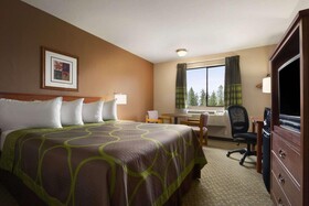 Super 8 by Wyndham Port Angeles at Olympic National Park