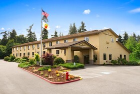 Super 8 by Wyndham Port Angeles at Olympic National Park
