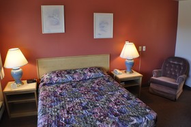 Uptown Inn