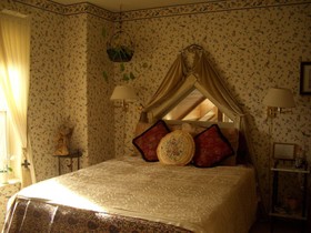 Huber's Inn Port Townsend