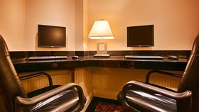 Best Western Premier Plaza Hotel & Conference Center