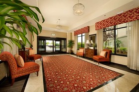 Best Western Premier Plaza Hotel & Conference Center