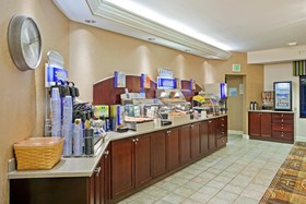 Holiday Inn Express & Suites Puyallup (Tacoma Area)